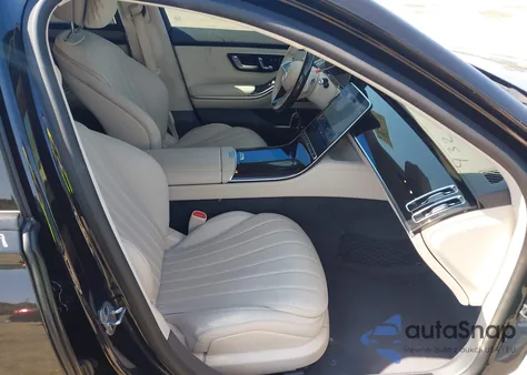 2022 Mercedes-Benz S 580 4Matic from USA, damaged, VIN W1K6G7GB5NA152580